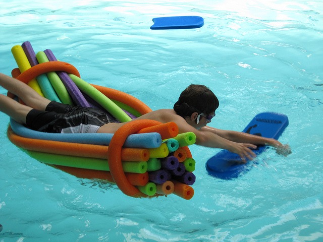 noodle raft race | swimming pool games for kids | swimming pool games for teenagers