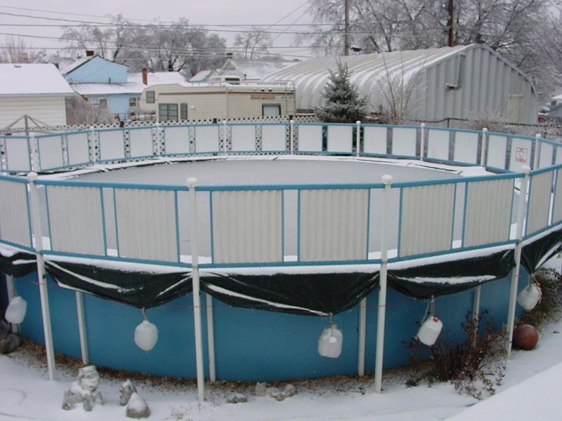 opening a winterized pool is easy reasons to close your pool