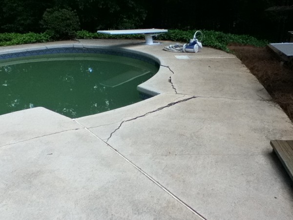 cracked pool deck fix cracked pool deck