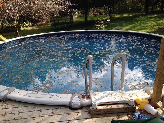 swimming pool chlorine loss from dirty pool causes of chlorine loss