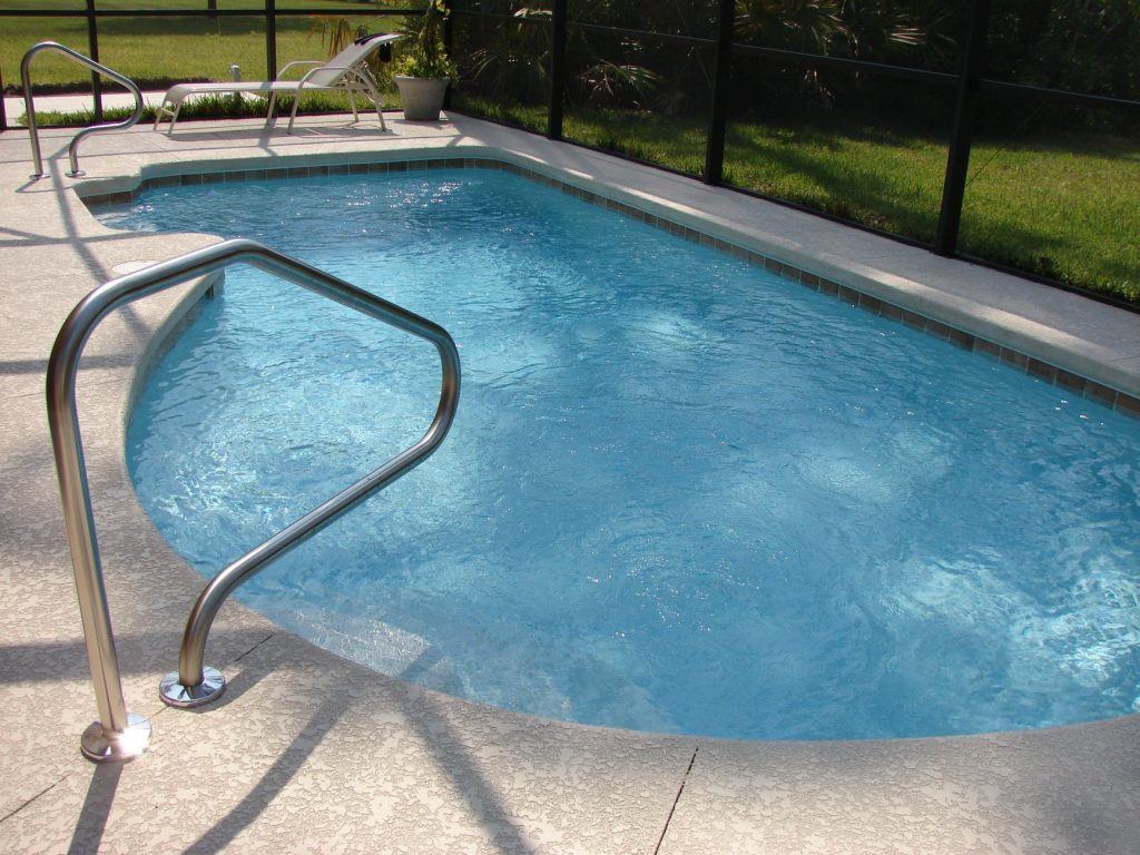 leaving pool uncovered pool maintenance mistakes