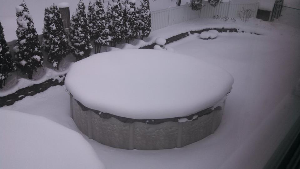 snow on above ground pool cover how to remove