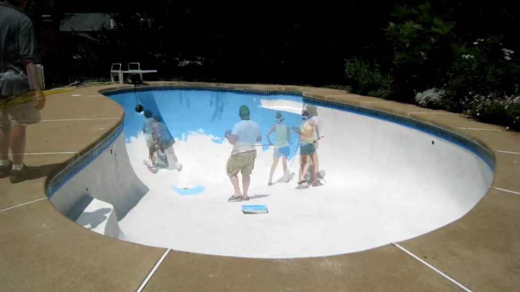 building a pool final coating