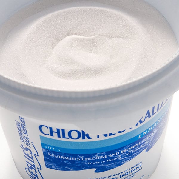chlorine neutralizer to lower swimming pool chlorine