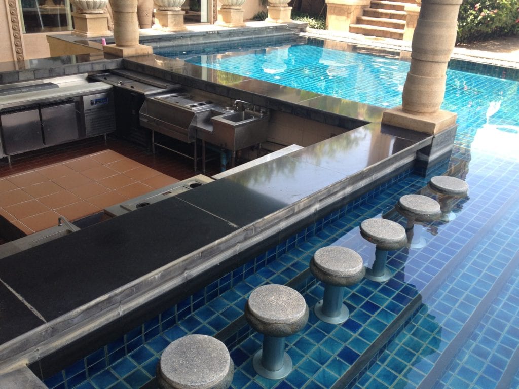 swim up pool bar outdoor inground pool ideas