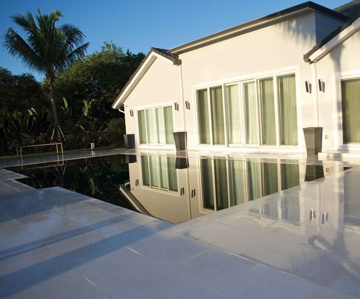 swimming pool by brosseits pools