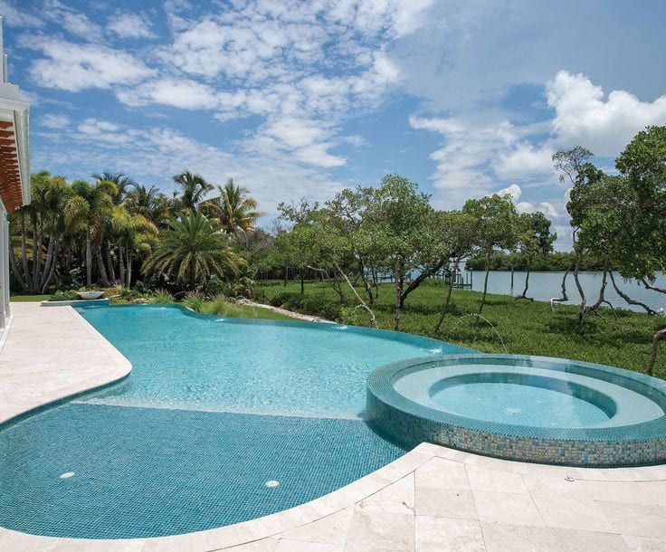 swimming pool by nautilus pools